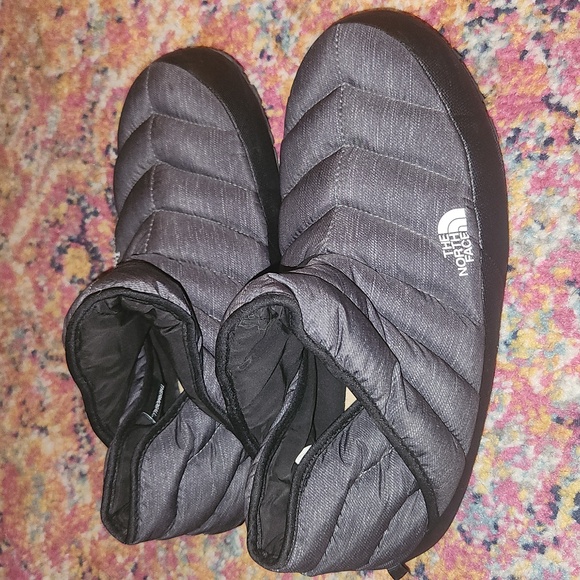 The North Face Men’s Down Slippers